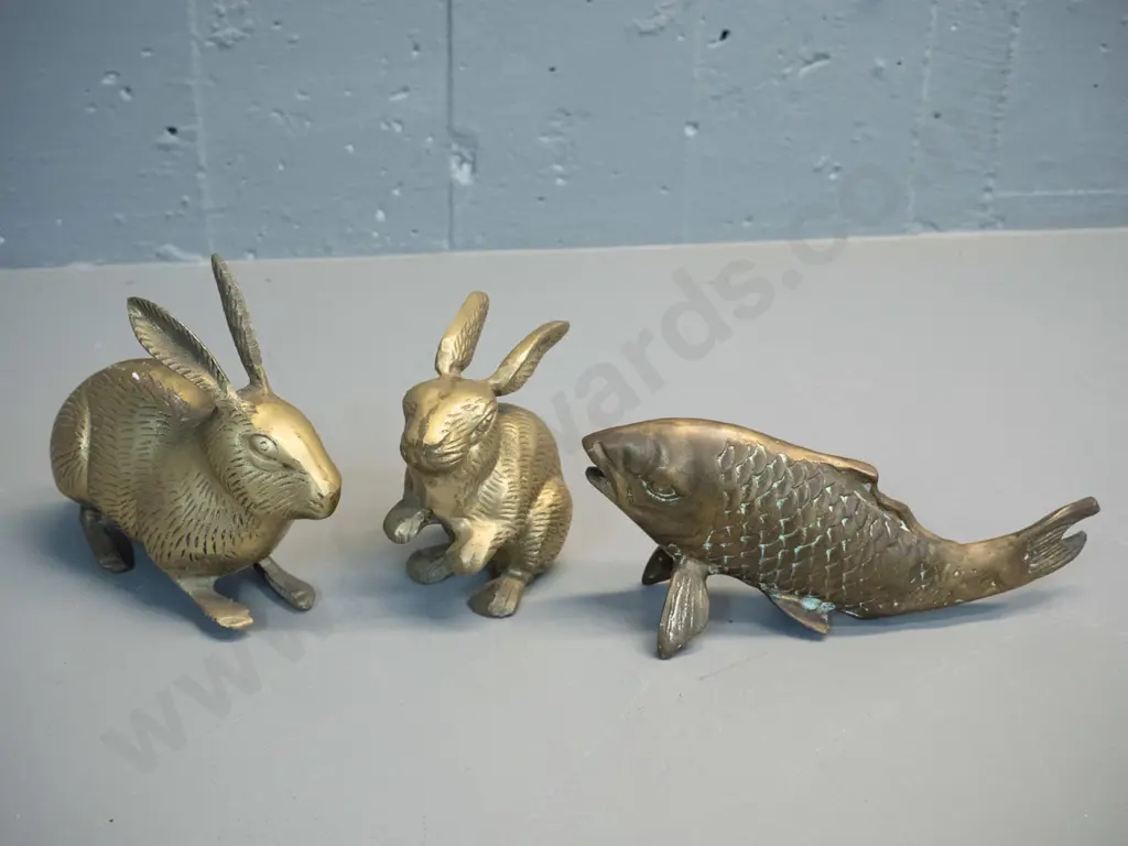 3 brass animal figures - a fish and 2 rabbits, taller is H-130 L-160 Image 1++