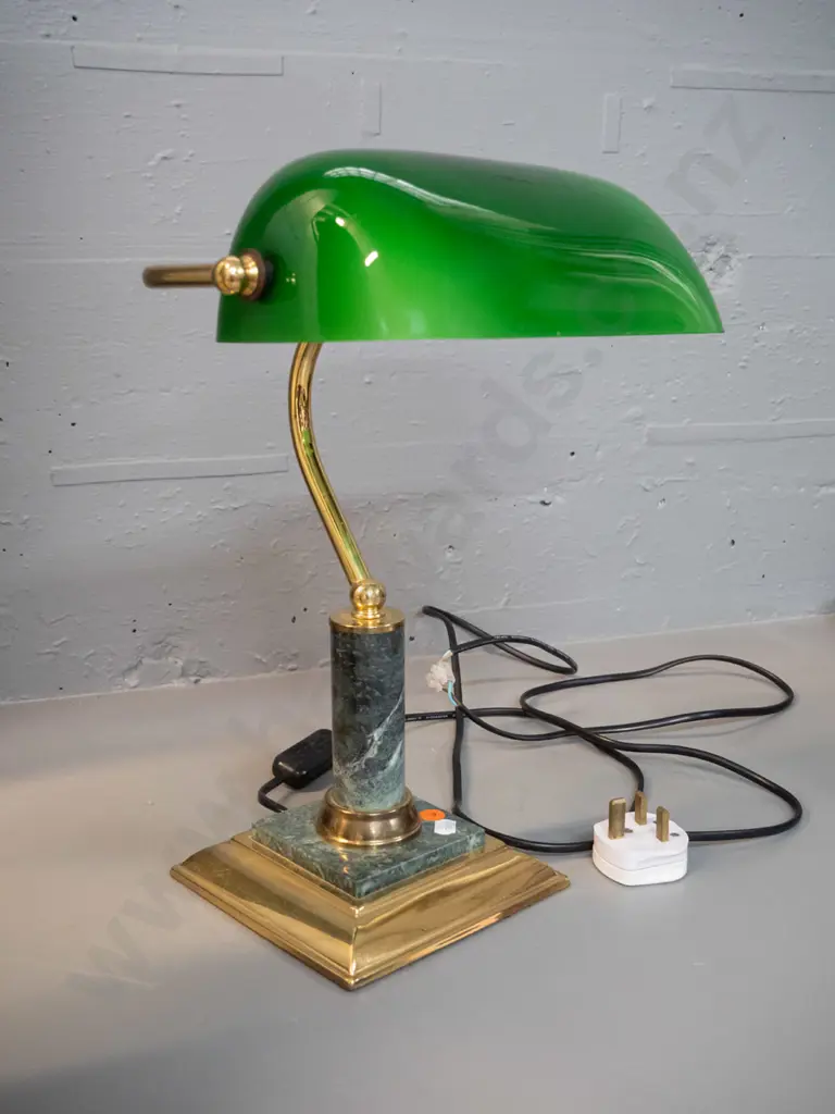 banker's lamp with green glass shade, faux marble and brass-finish metal base. Has English plug - untested Image 1++