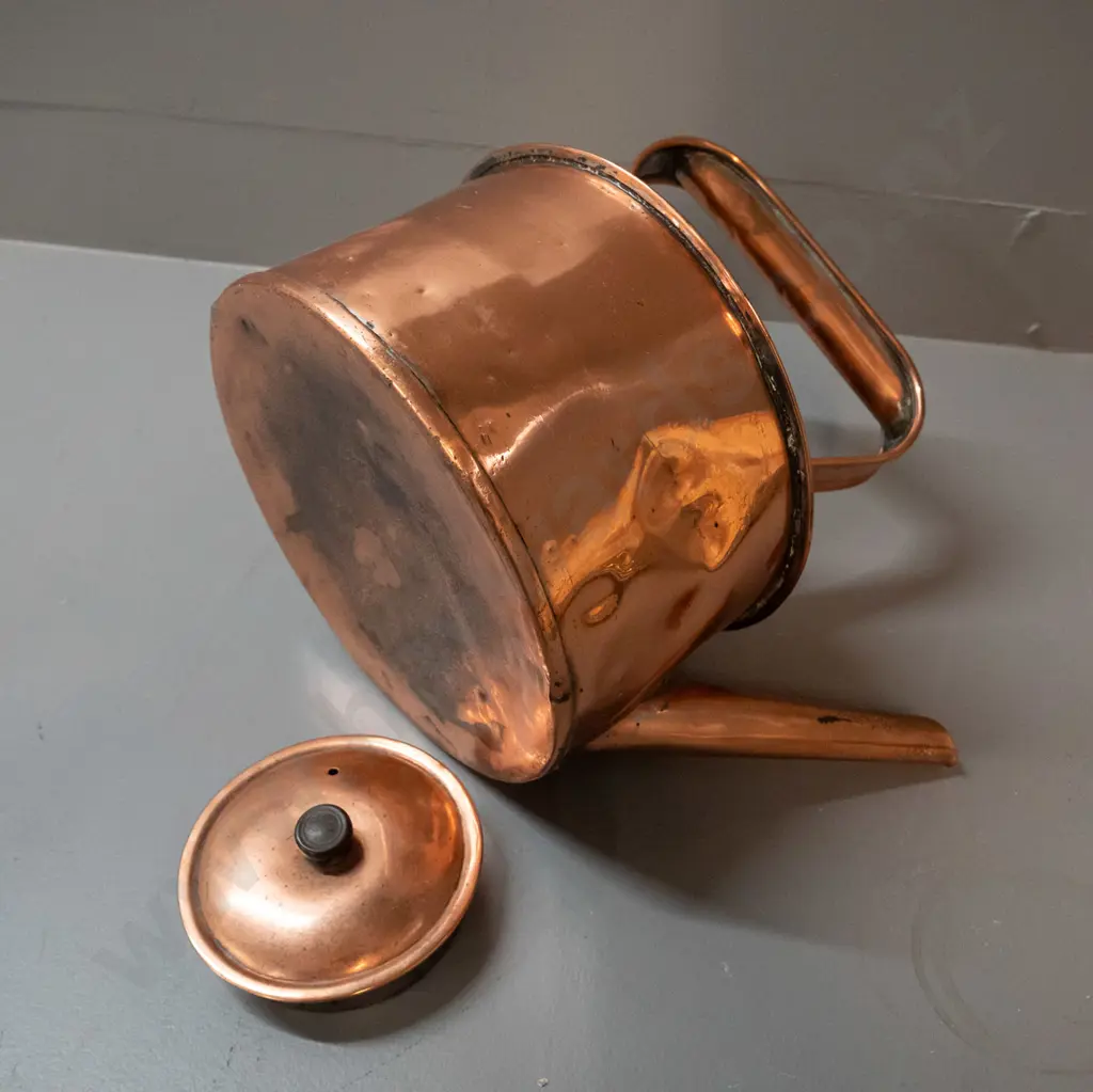large copper kettle with a few dents H-270 L-300 Image 1++