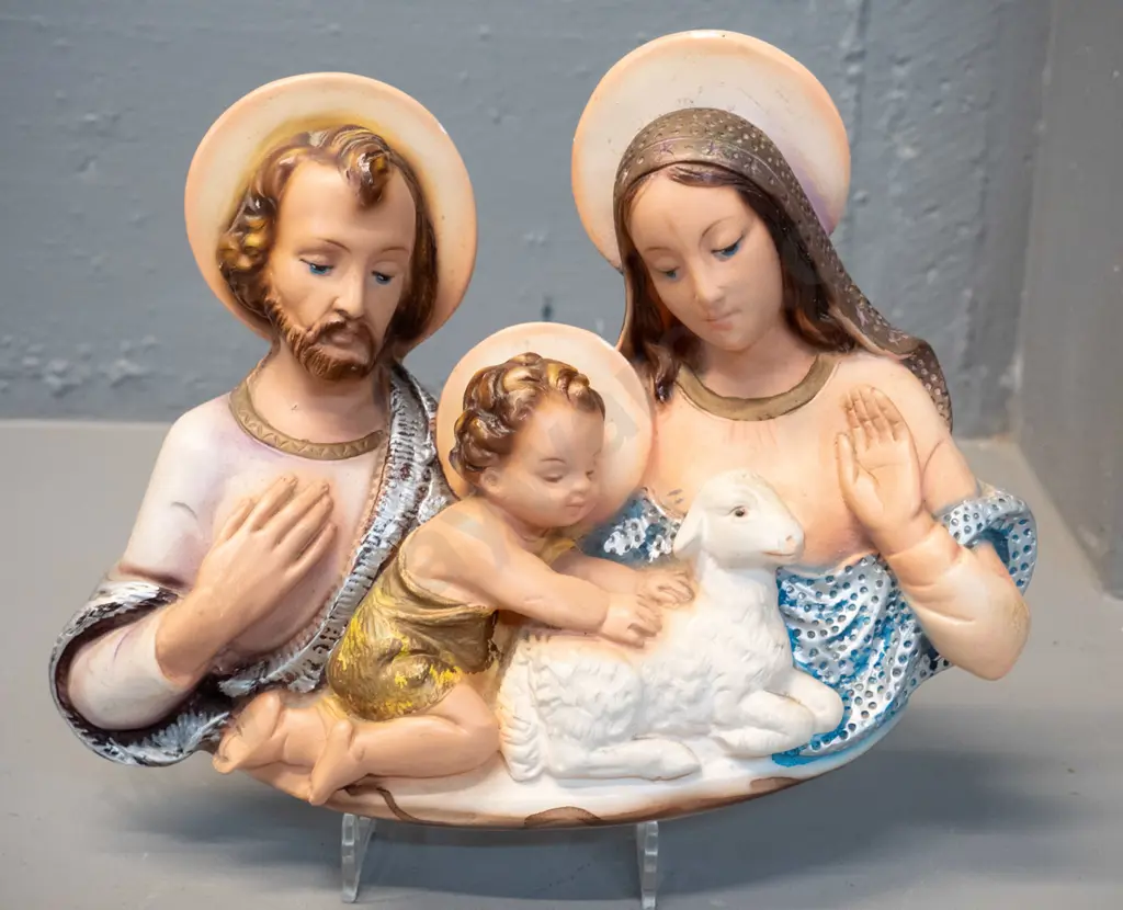 plaster religious wall hanging marked "Artes Capero" - some flecks to paint H-200 W-250 Image 1++