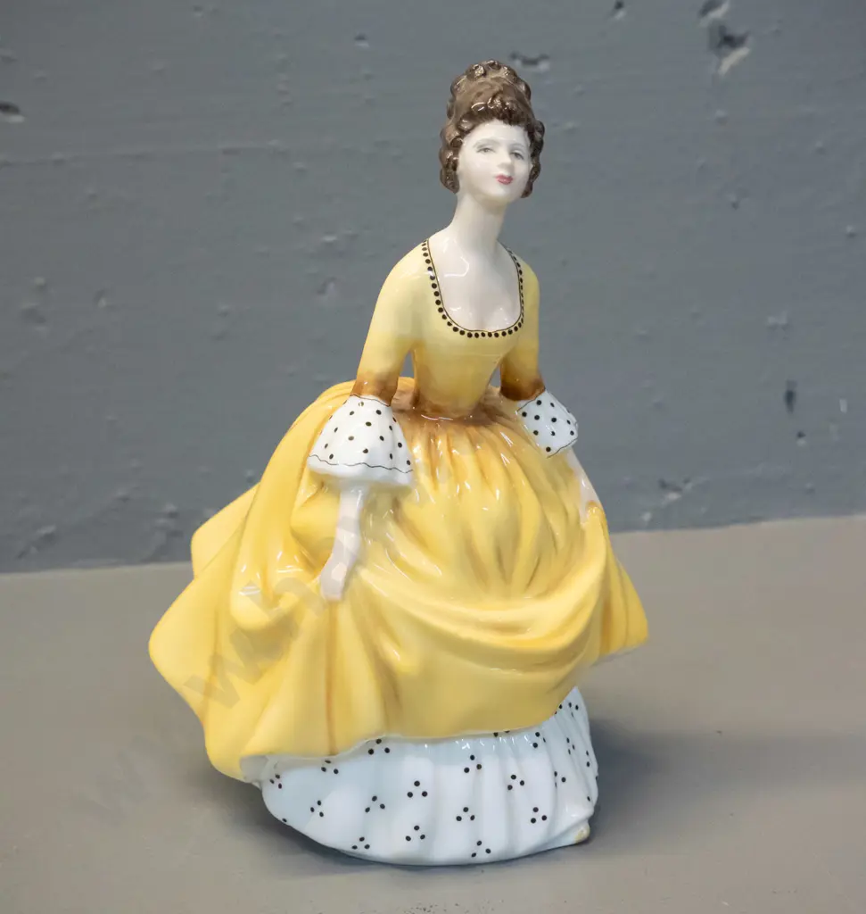 Royal Doulton "Coralie" figurine H-190 Image 1++