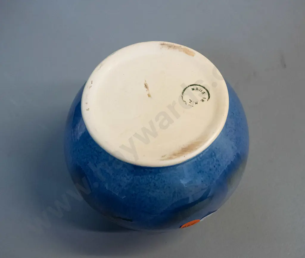small Ambrico / early Crown Lynn ball shaped vase H-120 D-130 at widest Image 1++