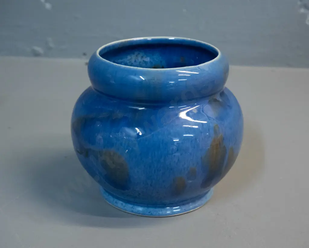 small Ambrico / early Crown Lynn ball shaped vase H-120 D-130 at widest Image 1++
