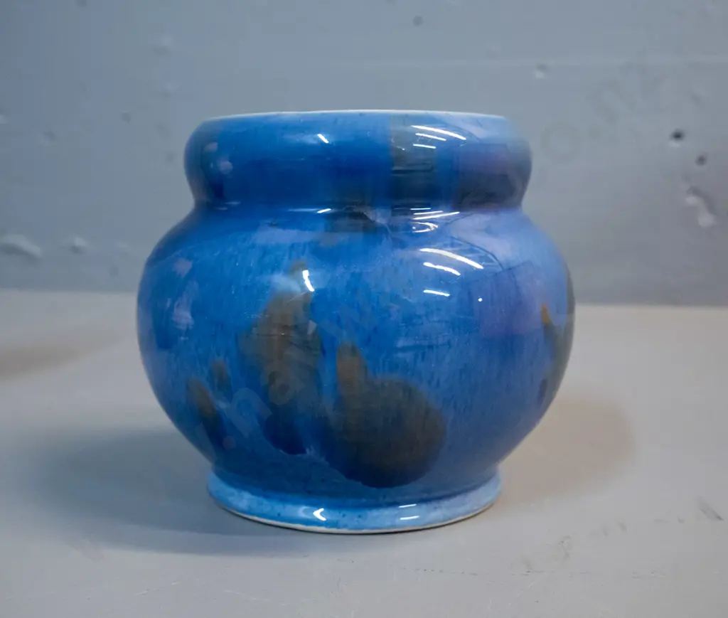 small Ambrico / early Crown Lynn ball shaped vase H-120 D-130 at widest Image 1++