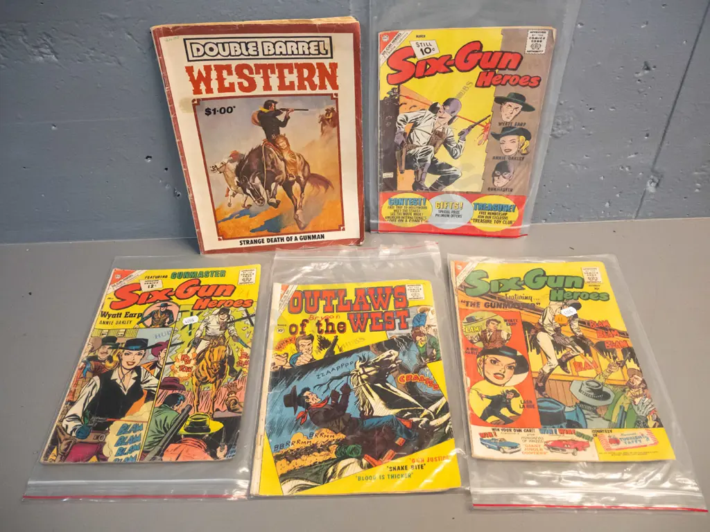 5 vintage western/cowboy comics - 1960s SixGun Heroes and Outlaws of the West - and (1970s?) Double Barrel Western Image 1++