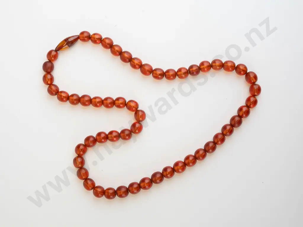 costume beaded necklace Image 1++