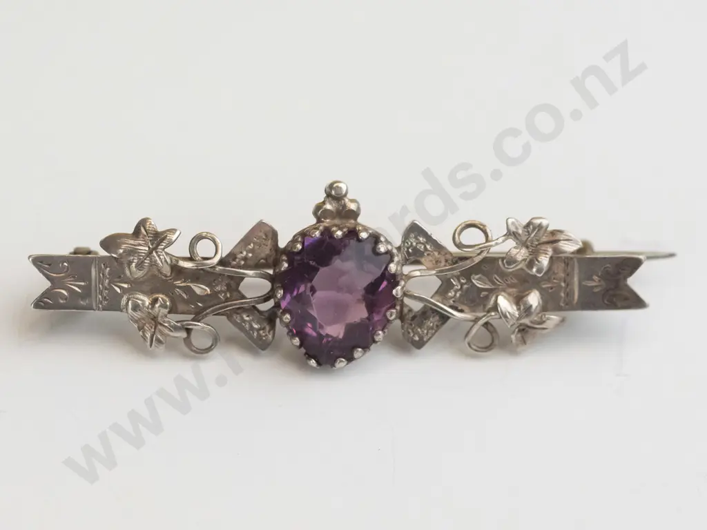 silver amethyst brooch [stamped] Image 1++