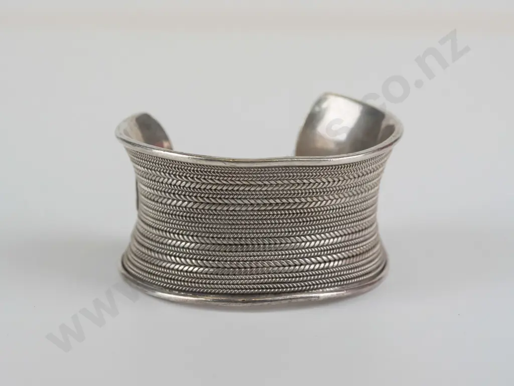 silver cuff bangle no mark Image 1++