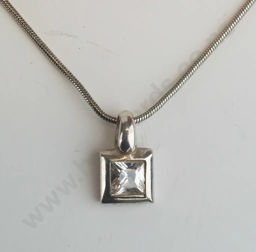 silver cz necklace stamped 925 Image 1++
