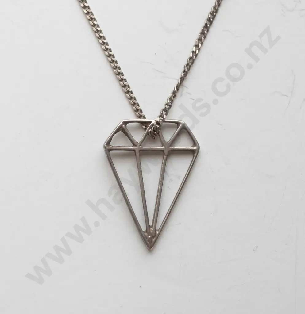 silver necklace chain stamped 925 Image 1++