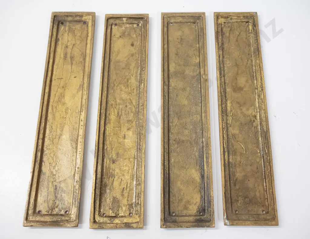 4 brass door push plates - each H-300 W-60 - some discolouration / light scratching Image 1++