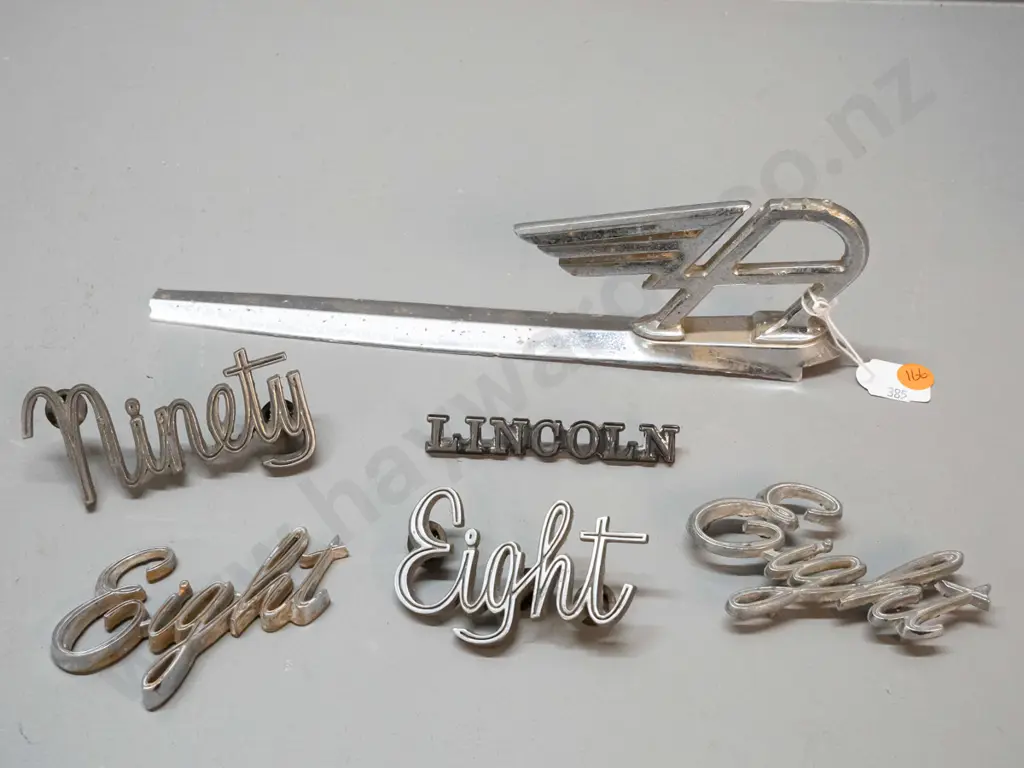 6 chrome car badges - Austin flying A bonnet ornament L-260 , one "Lincoln" three "Eight" and a "Ninety" Image 1++