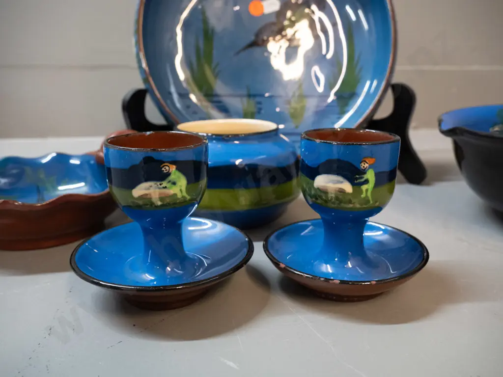 assorted blue glaze kingfisher pattern Torquay ware - 2 bowls, 2 egg cups, 2 dishes - small chips to rim of egg cups. Image 1++