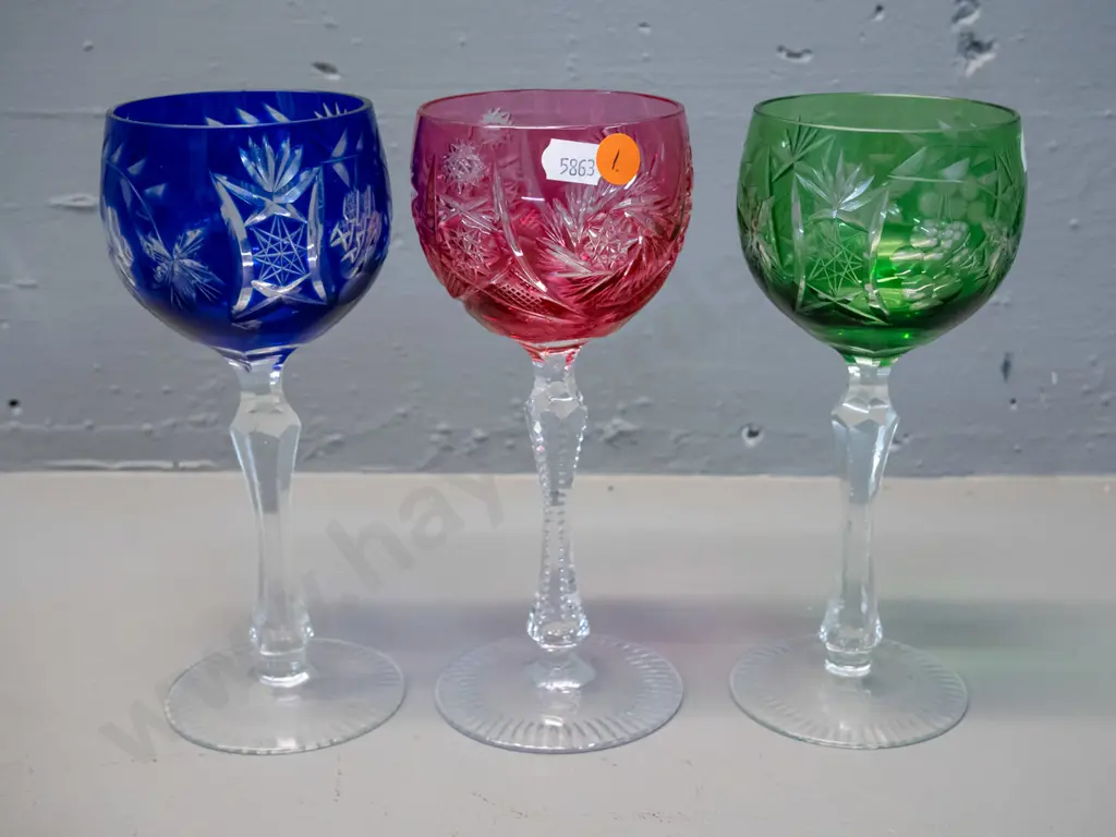 3 heavily cut crystal wine glasses with coloured bowls H-190 Image 1++