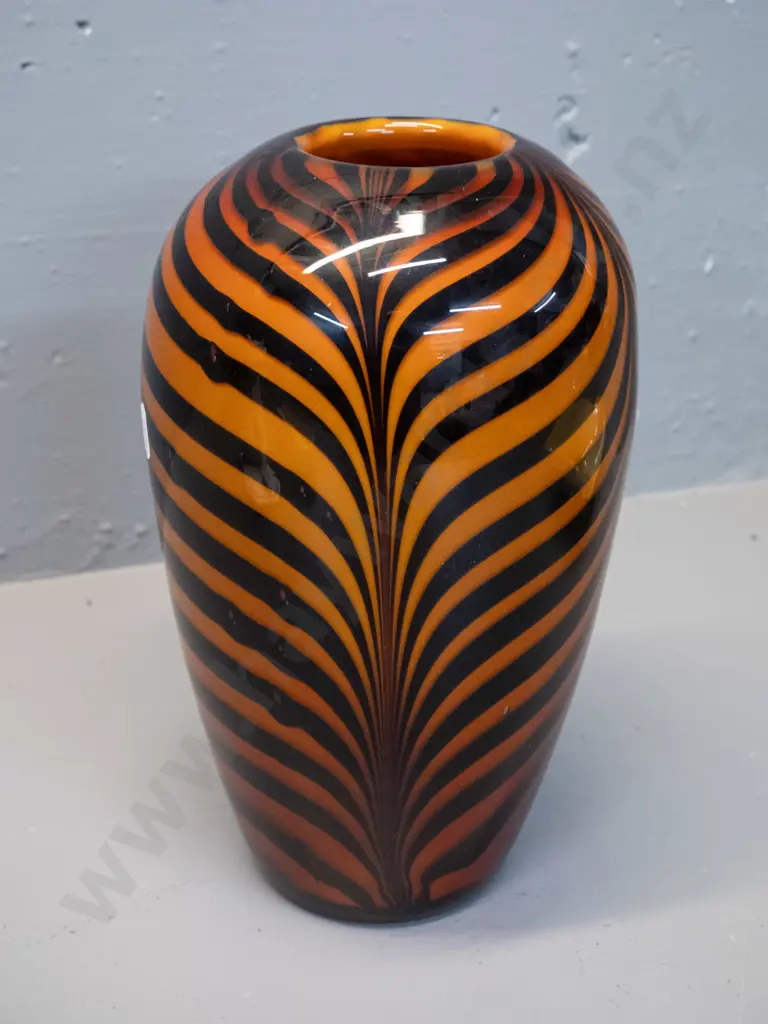 art glass vase - amber and brown tones, dragged stripe pattern H-265 D-155 Image 1++
