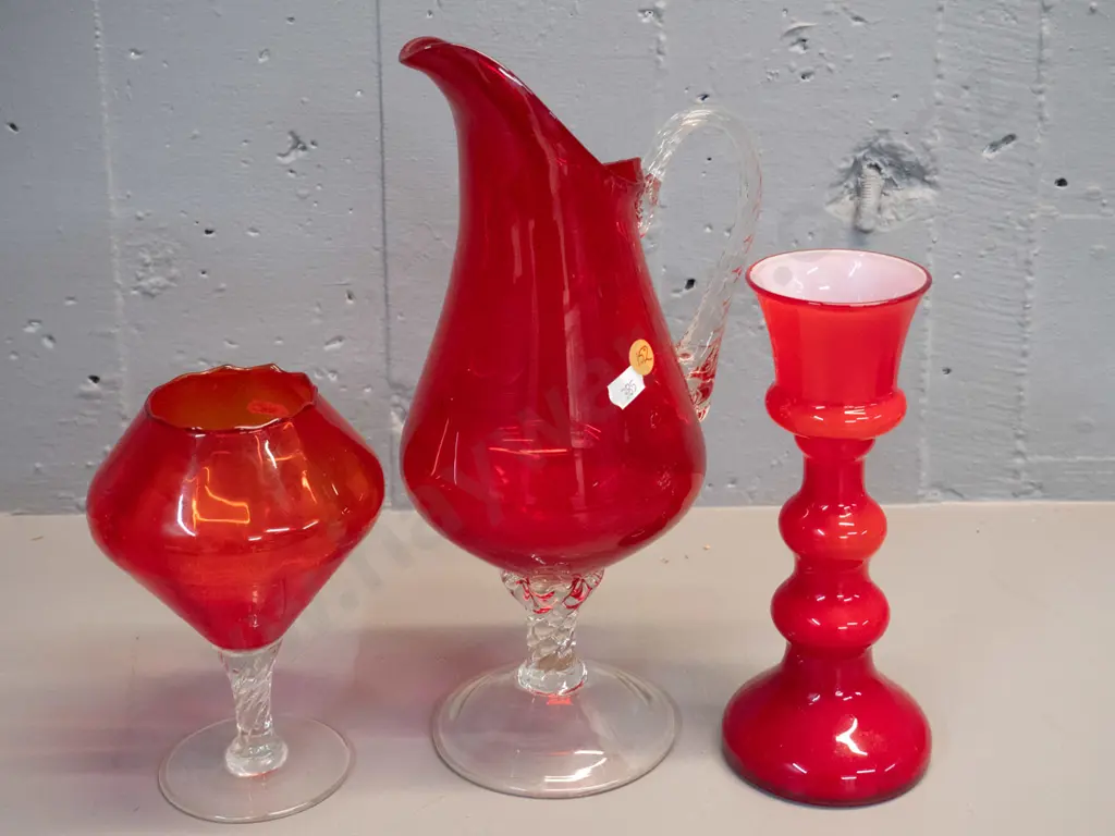 3 pieces red art - clear-stemmed handled jug H-320, vase, white-lined vase Image 1++