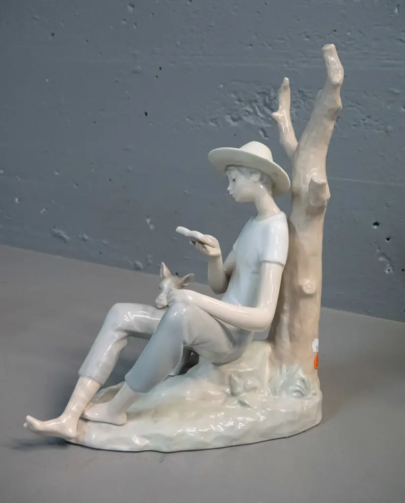 large Nao figurine - boy reading a book with dog H-315 Image 1++