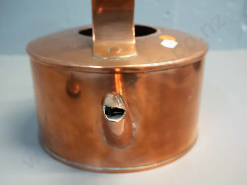 copper kettle H-200 L-270 - some small dents Image 1++