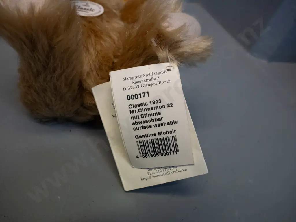 2 teddy bears - small Steiff classic teddy with a squeaker and a Deans Leontine Craane design in knitted jumper H-290 Image 1++