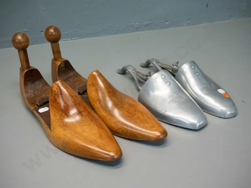 2 pairs vintage shoe lasts - timber (beech?) pair with hinges and embossed 12460 / 43, aluminium pair marked Heyraud Image 1++