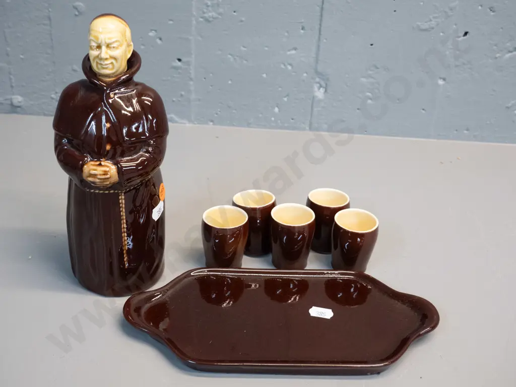 Beswick monk decanter set with 5 small cups H-120 W-230 Image 1++