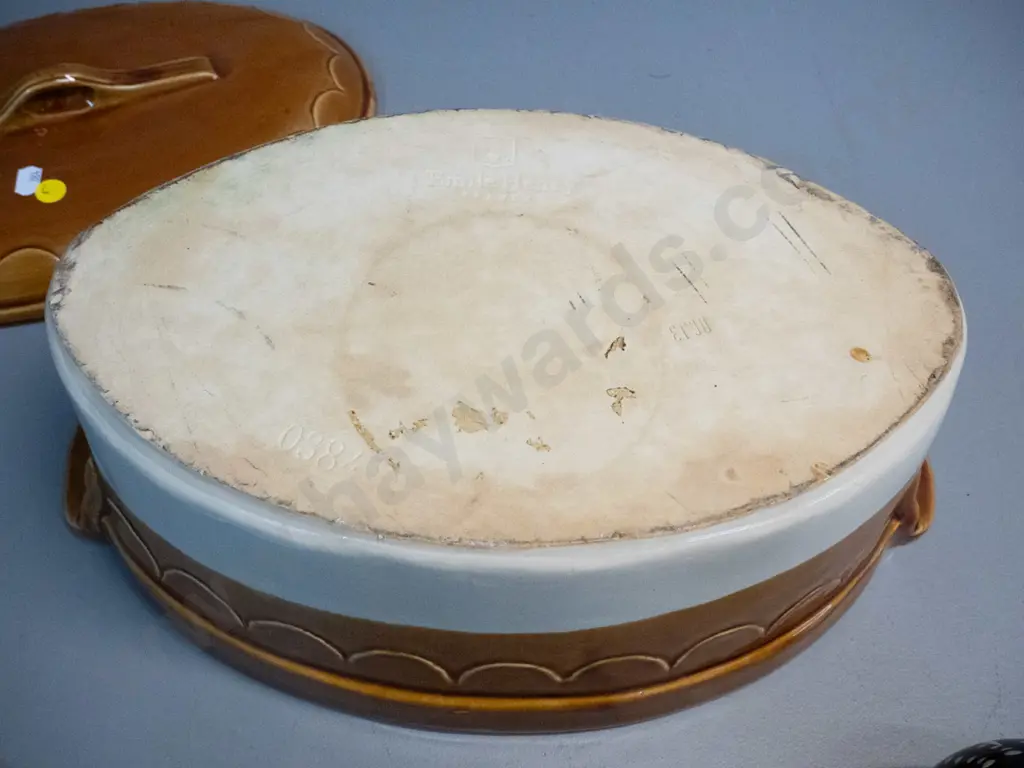 French 'Emile Henry' large lidded casserole dish H-140 L-380 Image 1++