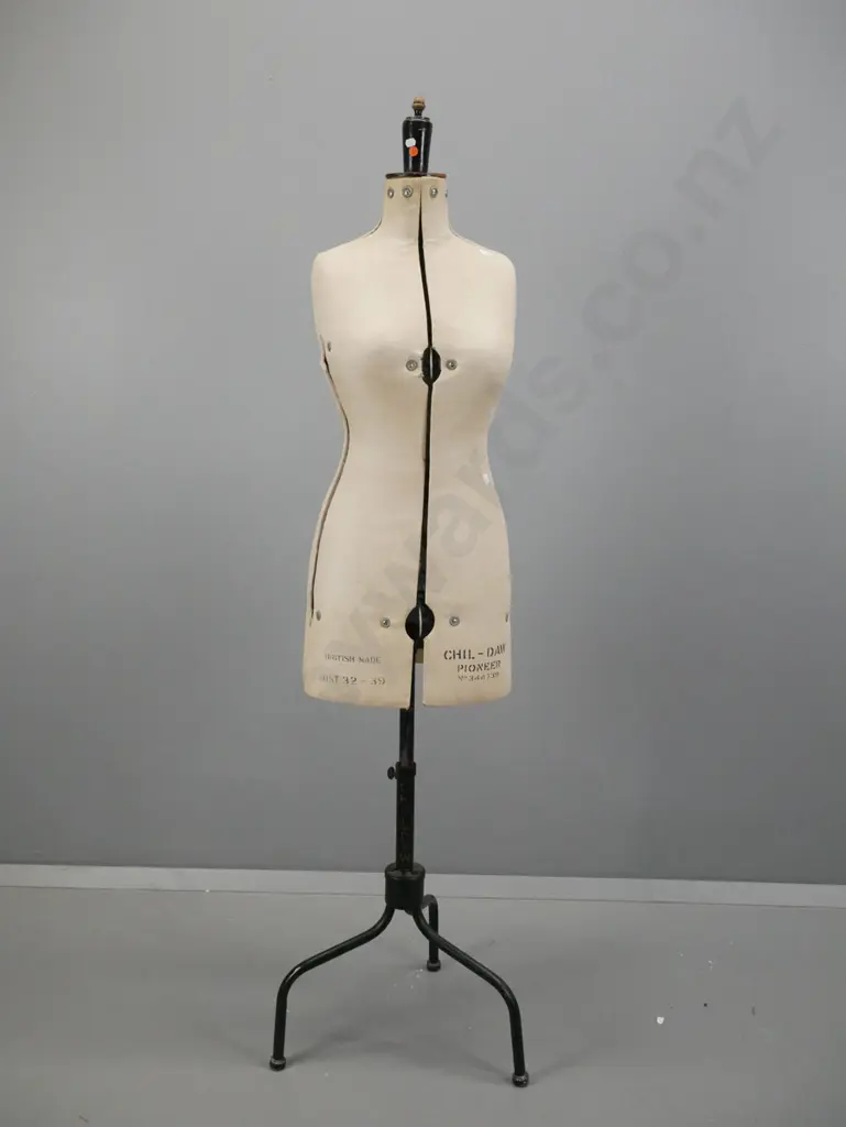 vintage Chil-Daw Pioneer adjustable dressmaker's form on metal tripod base turned timber handle - marked 344739 Image 1++