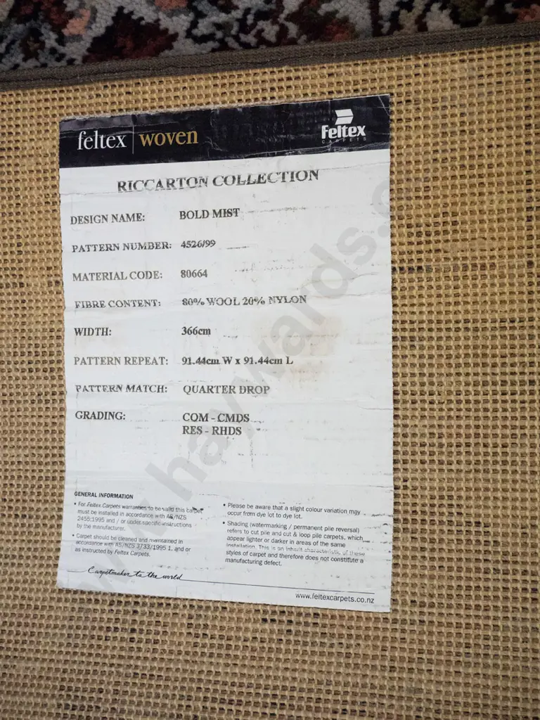 small piece of Feltex NZ wool carpet with bound edges L-1150 W-695 Image 1++
