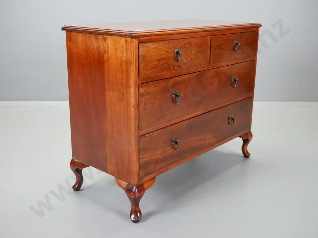 vintage cedar 4-drawer chest with metal drop handles, on short cab. legs H-750 W-920 D-430 Image 1++