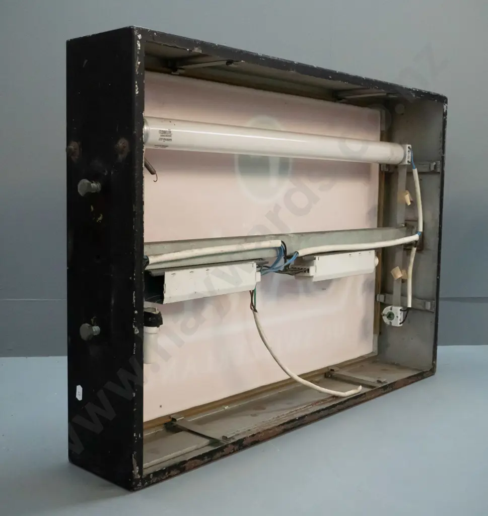retro Roamer of Switzerland illuminated shop display sign in steel case with gold metal frame - some marks and wear, Image 1++