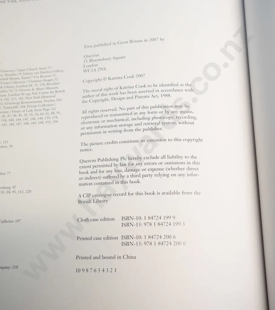 large book - Birds by Katrina Cook - pub. Quercus Press - some wear to dust jacket Image 1++