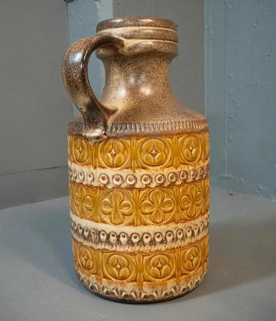 large German pottery jug with incised geometric patterned bands H-400 Image 1++