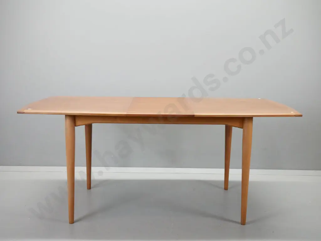 retro mahogany extending dining table with fold-out leaf and 4 vinyl upholstered chairs w/ square section stitching - Image 1++