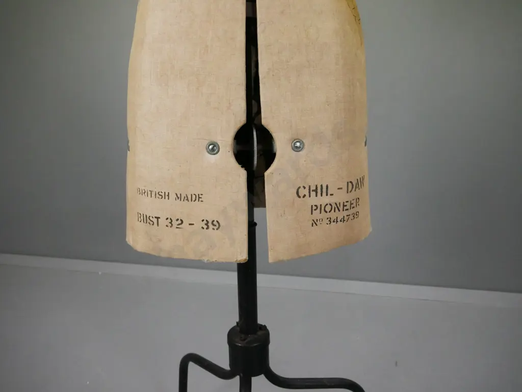 vintage fabric and metal Chil-Daw adjustable dressmaker's form with wooden top handle - marked 344739 Image 1++