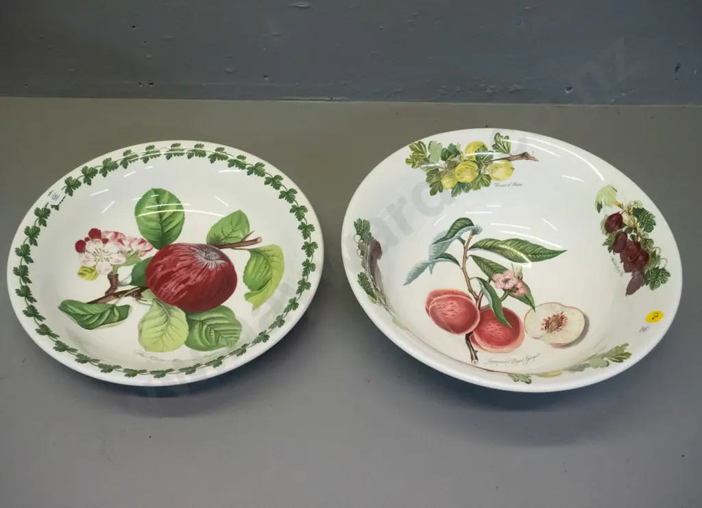 2 Portmeirion Pomona pattern bowls - wider is H-90 D-280 Image 1++
