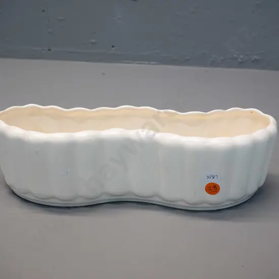 Crown Lynn trough vase with fluted sides, crown mark, some scratching inside H85 L290