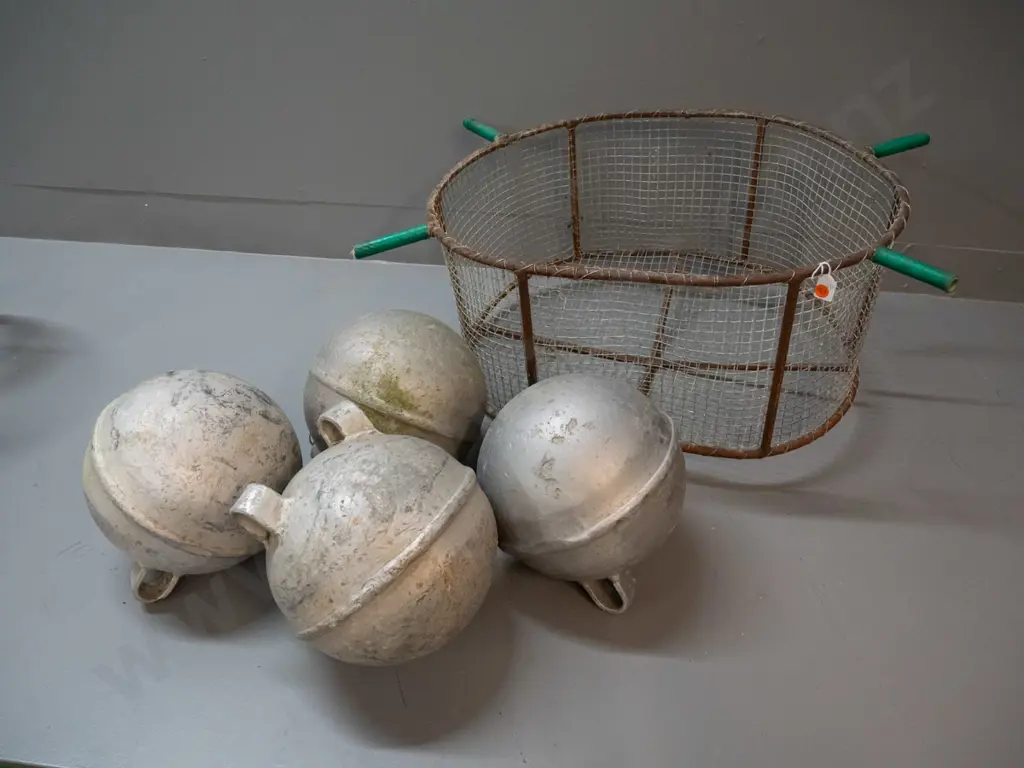 4 cast aluminum buoys or floats & a metal framed fishing net or basket with 4 handles H-290 L-560 W-440, buoys are D210 Image 1++