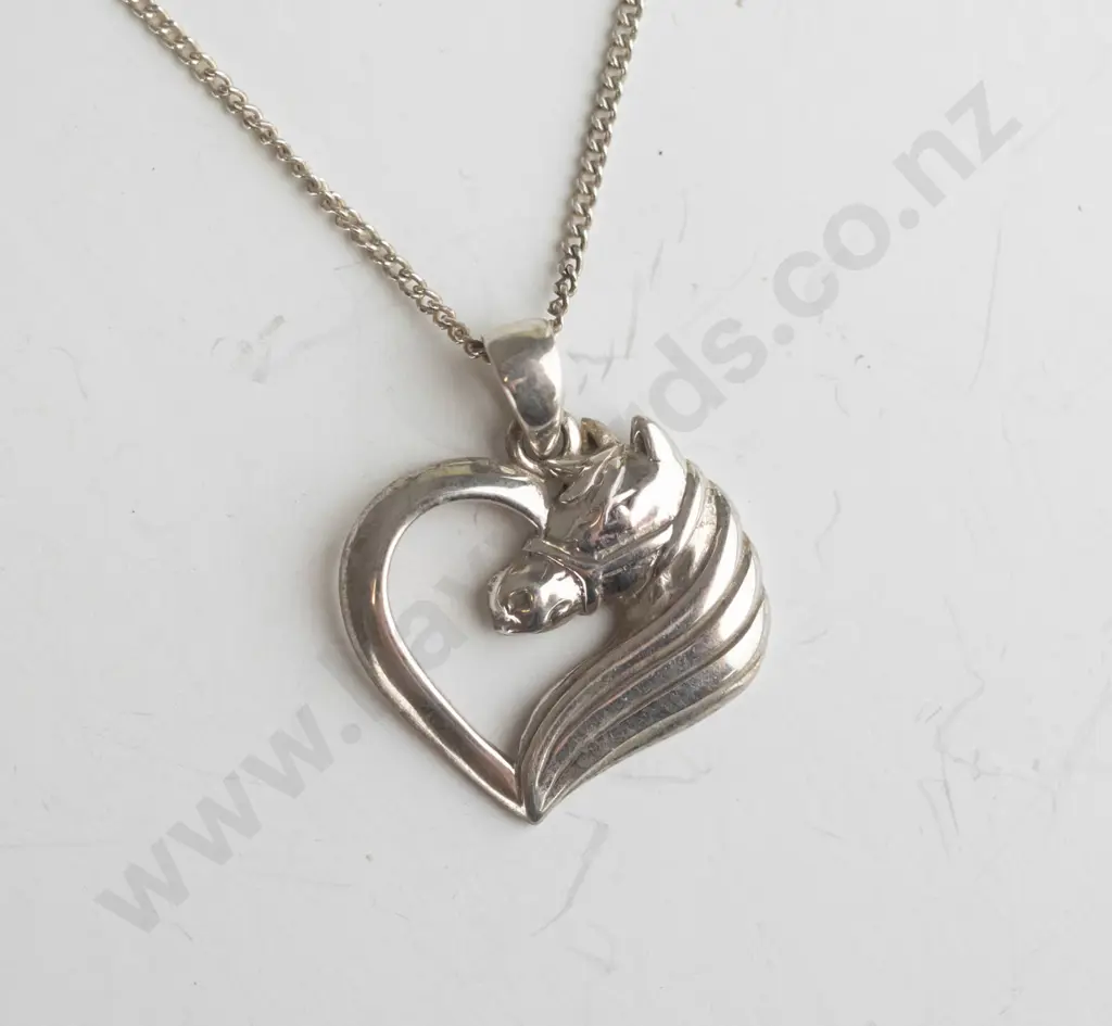 silver horse/heart necklace chain stampeed 925 Image 1++