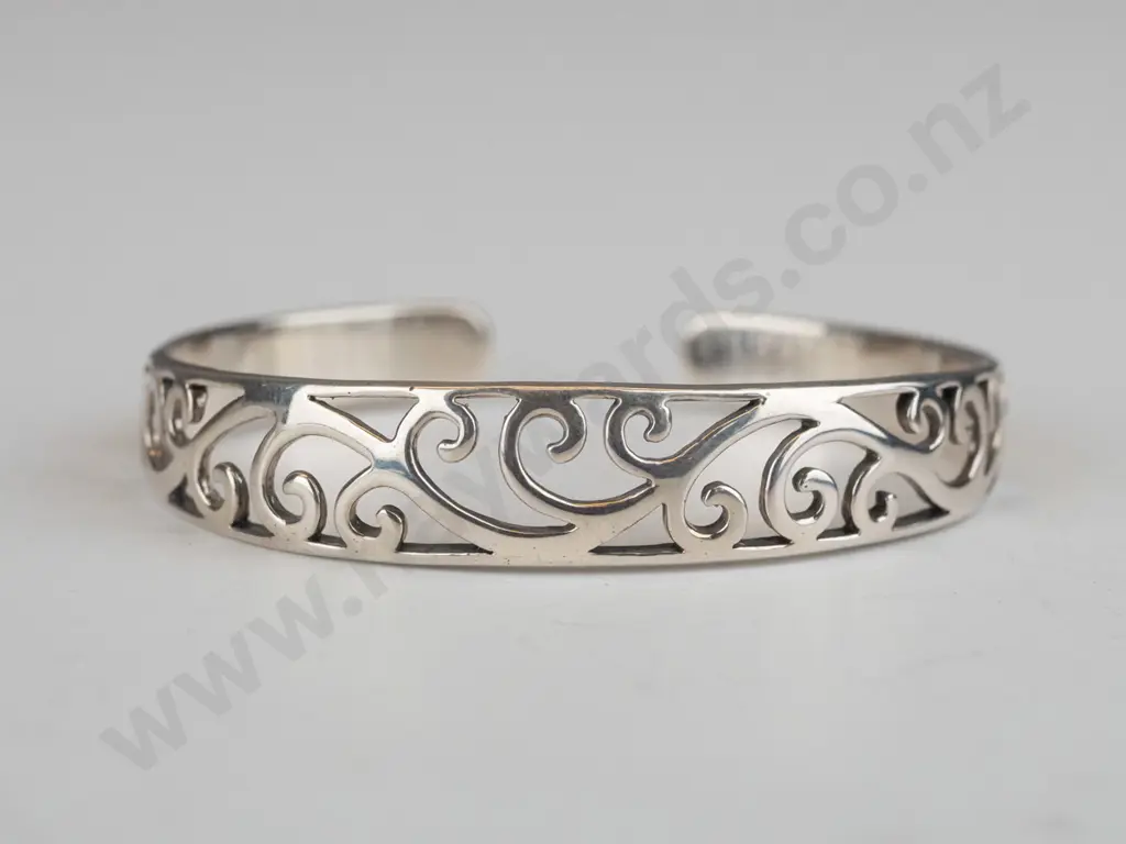 silver cuff style bangle stamped 925 Image 1++