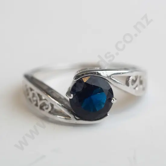 silver blue stone ring stamped 925