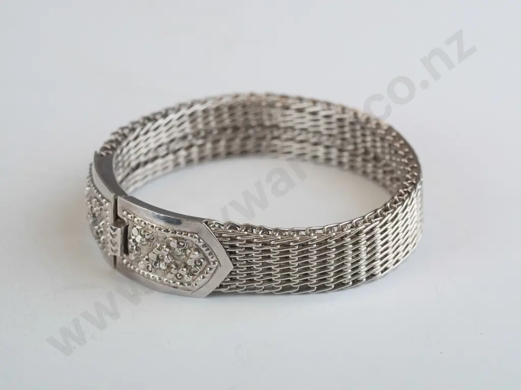 silver bangle stamped 925 Image 1++