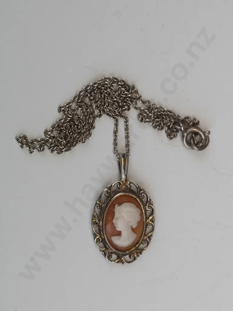 silver cameo necklace stamped sil Image 1++