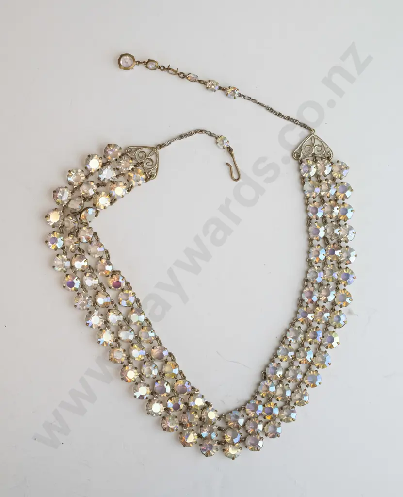 3 strand crystal necklace Image 1++