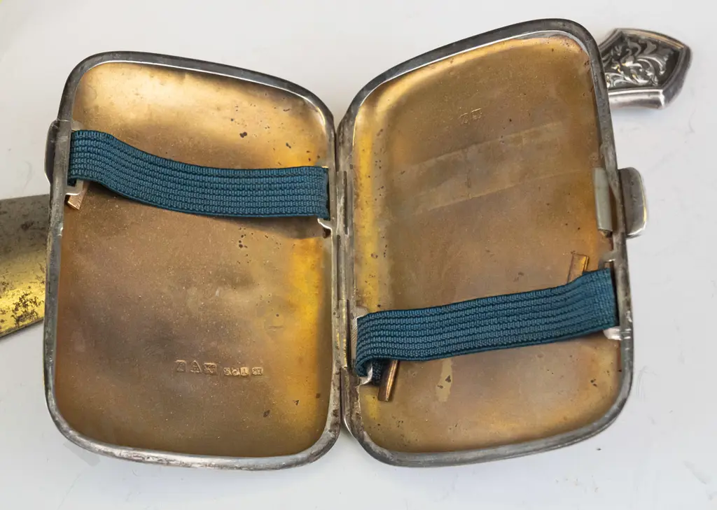 silver vesta case stamped with lion, shield & y & silver shoe horn stamped sterling Image 1++