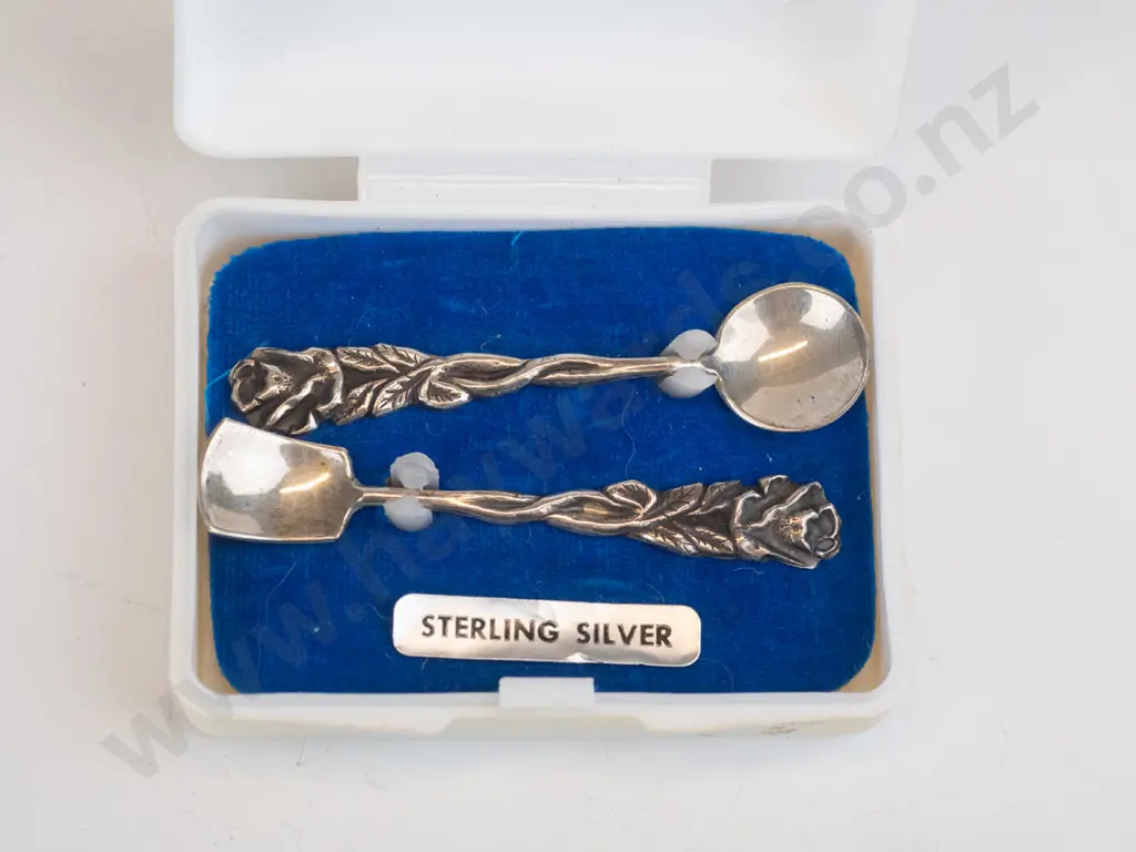 cased small spoon set stamped stg sil Image 1++