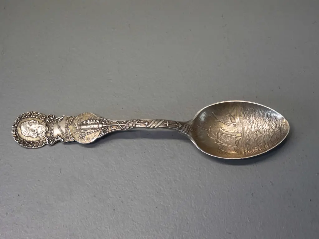 1890s World's Columbian Exposition (Chicago World's Fair) souvenir sterling silver spoon L-145 and a sterling silver Image 1++