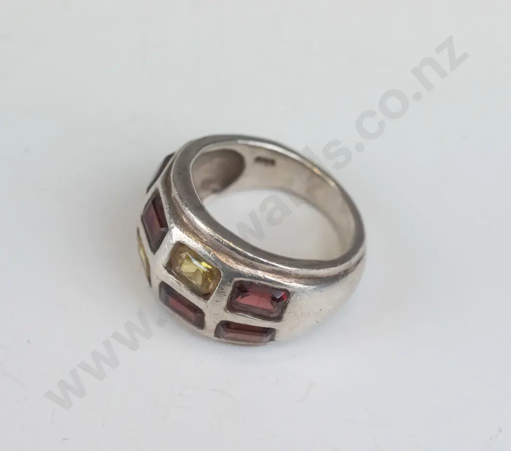 silver ring with coloured stones stamped 925 Image 1++
