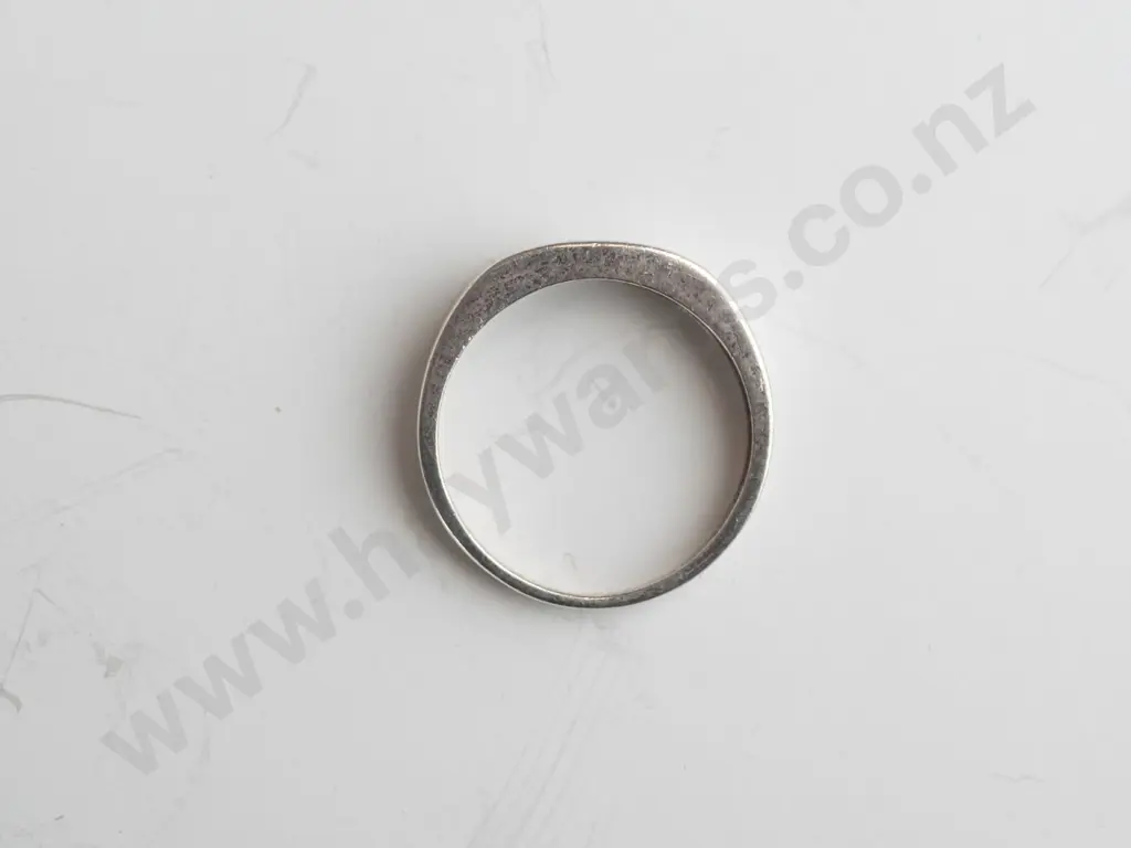 silver ring with cz stamped 925 Image 1++