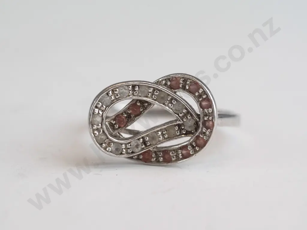 silver cz ring stamped 925 Image 1++
