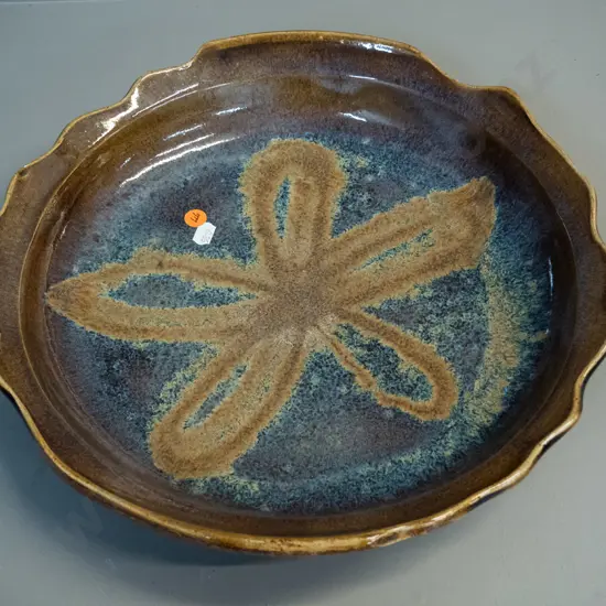 studio pottery bowl with irregular scalloped edge & star shaped design - no maker's marks. D-350